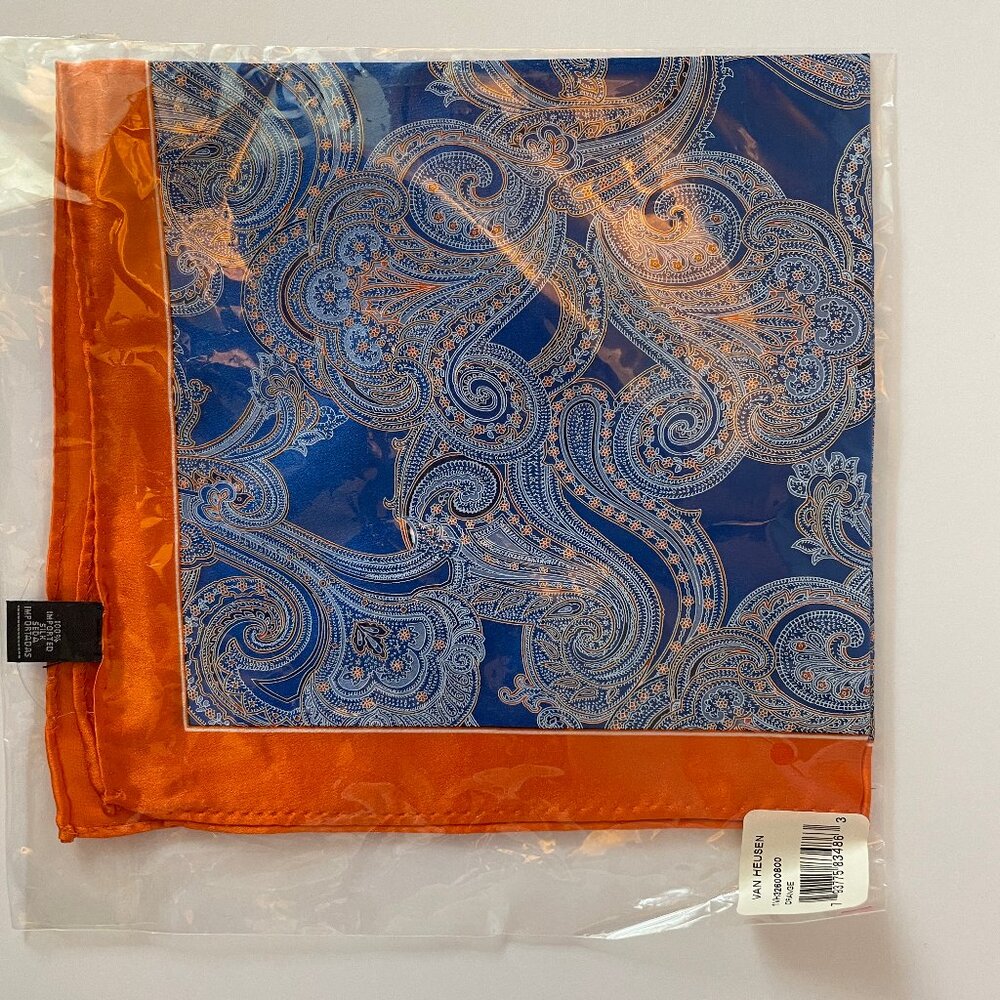 Van Heusen pocket square